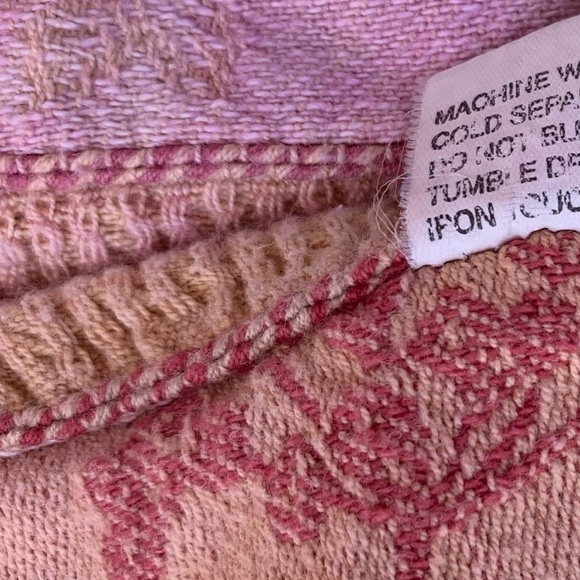 Round Multicolor Patterned Table cloths - Picture 6 of 7